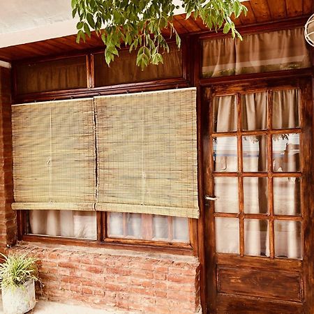 Hosteria Isabel Departamentos Y Habitaciones Con Bano Privado Las Grutas Exteriör bild