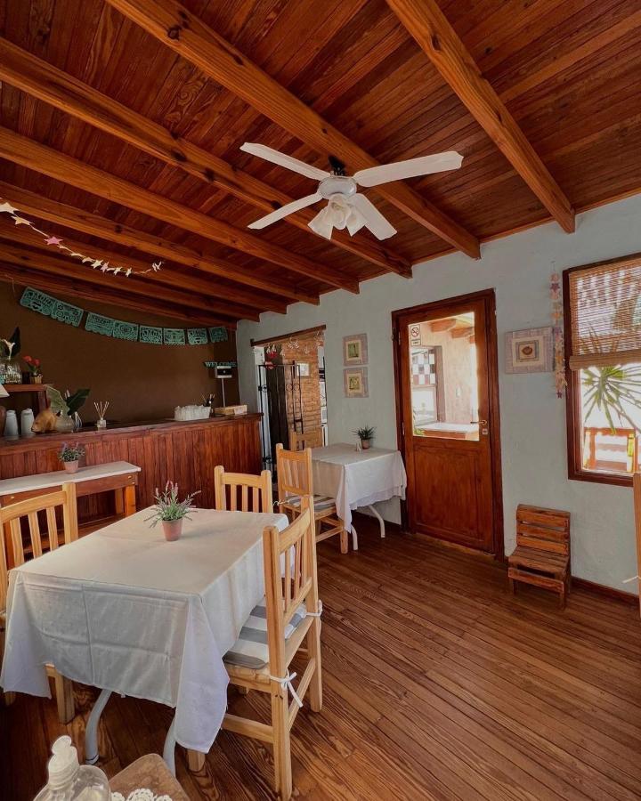 Hosteria Isabel Departamentos Y Habitaciones Con Bano Privado Las Grutas Exteriör bild