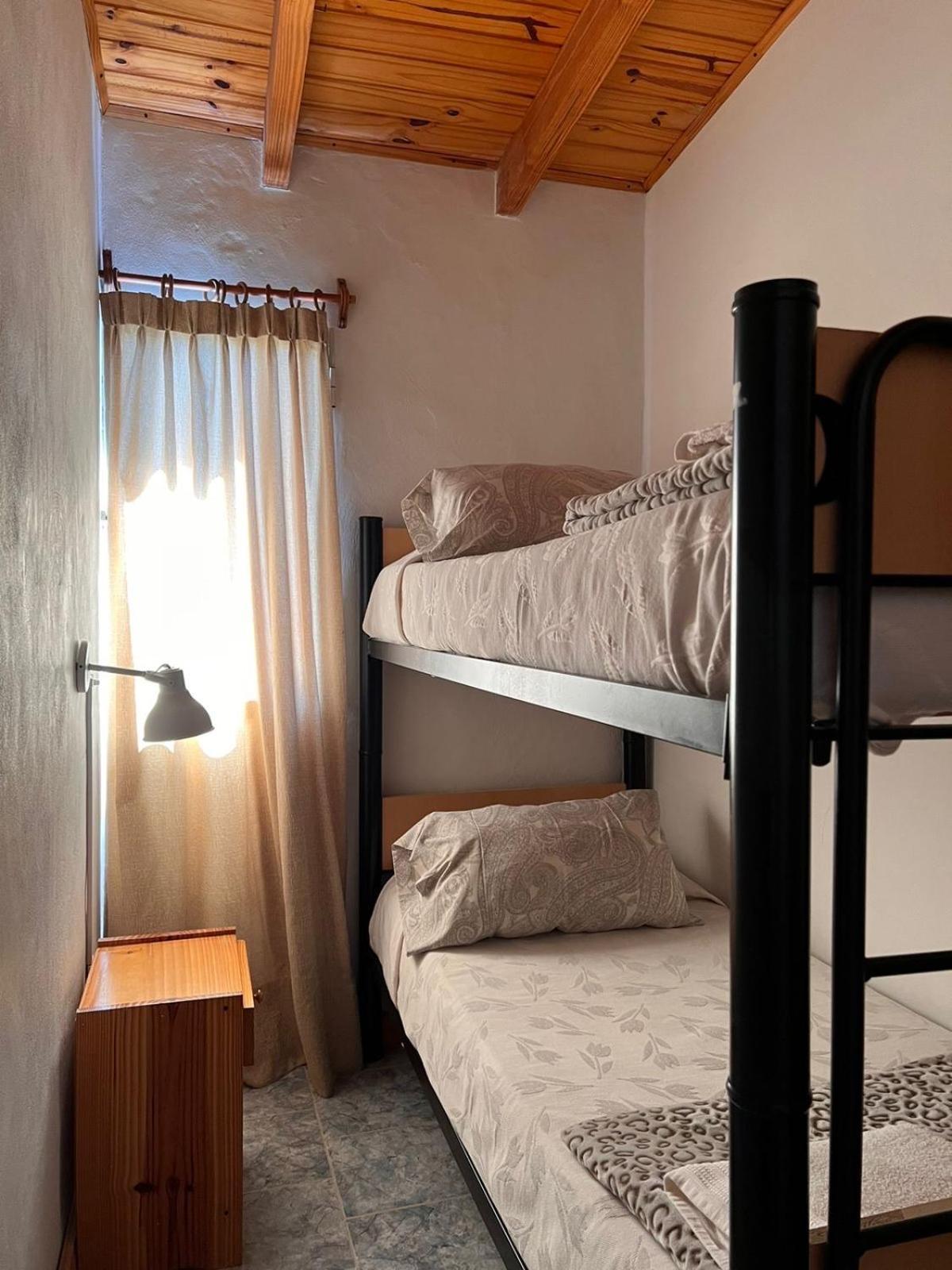 Hosteria Isabel Departamentos Y Habitaciones Con Bano Privado Las Grutas Rum bild