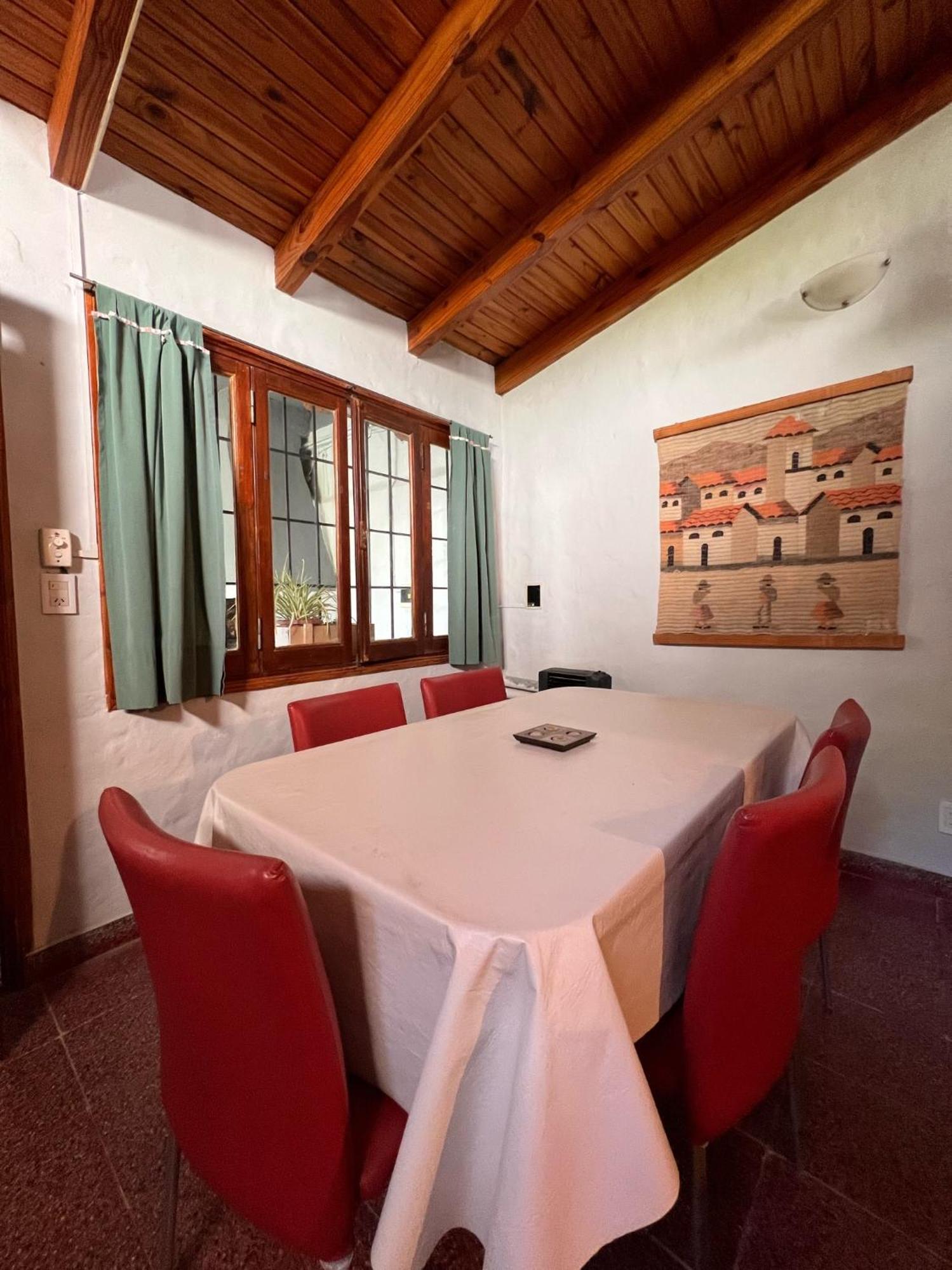 Hosteria Isabel Departamentos Y Habitaciones Con Bano Privado Las Grutas Rum bild